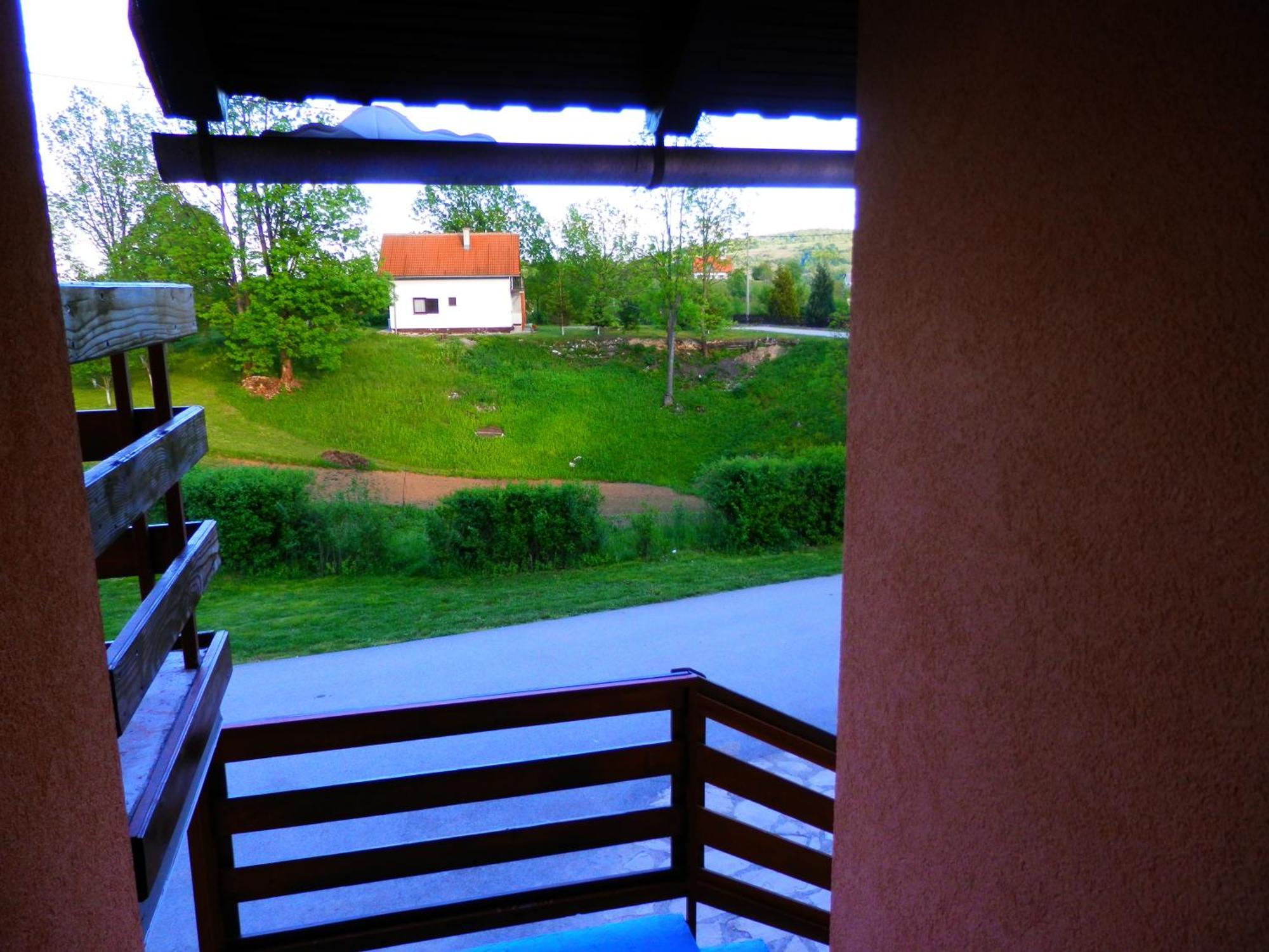 Guesthouse Blazenka Hodak Selište Drežničko Kültér fotó